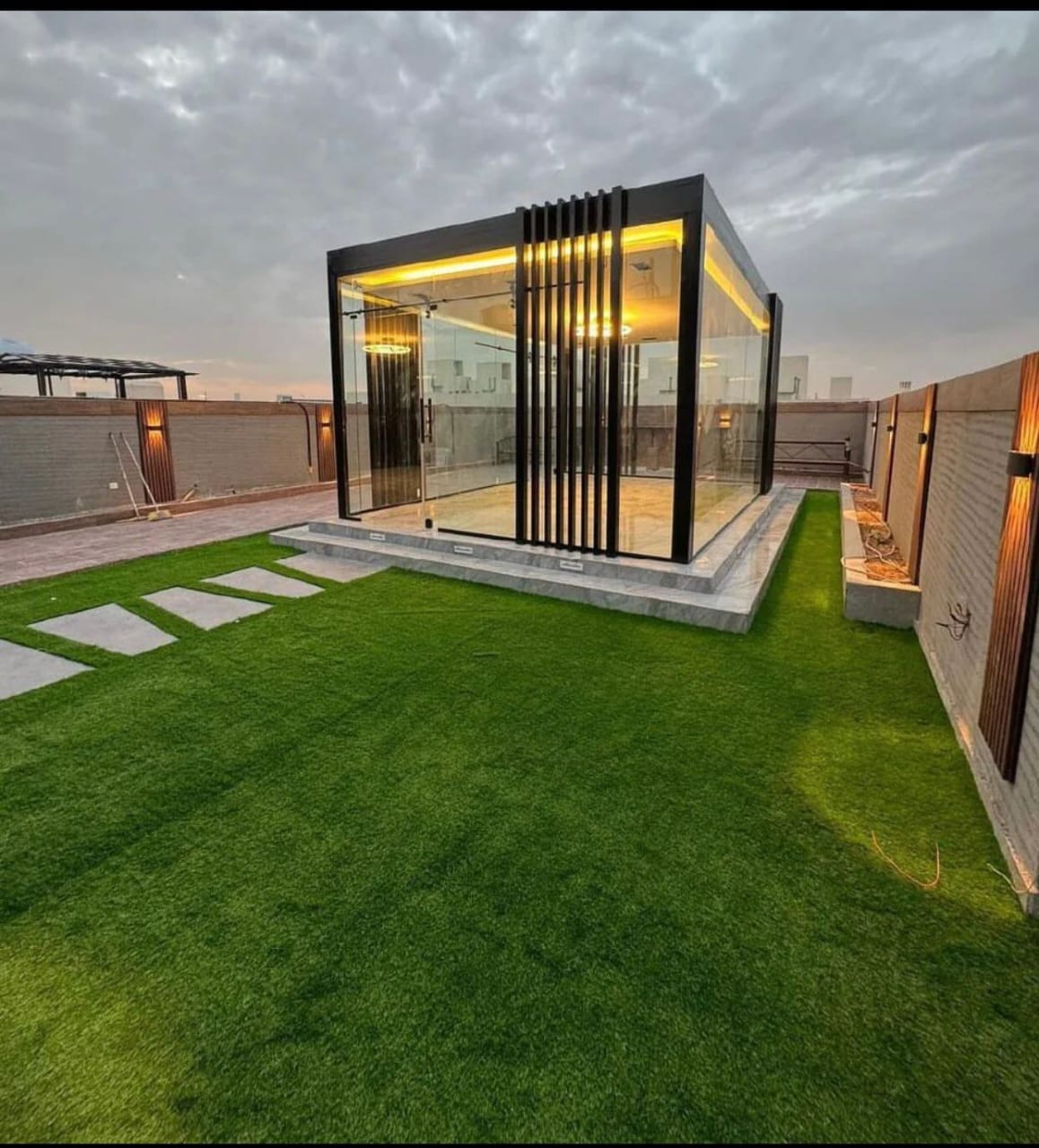 0d33e256-3a68-4606-8123-f50ccfba14fb